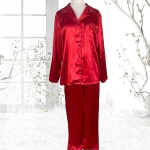PINK Red Pajamas Women XLarge Satin Loungewear Set Victoria’s Secret Lingerie